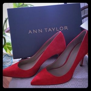 Ann Taylor Mila Suede Pumps red